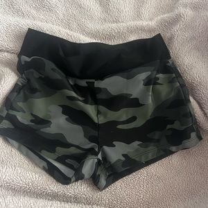 women’s camo sport boy shorts